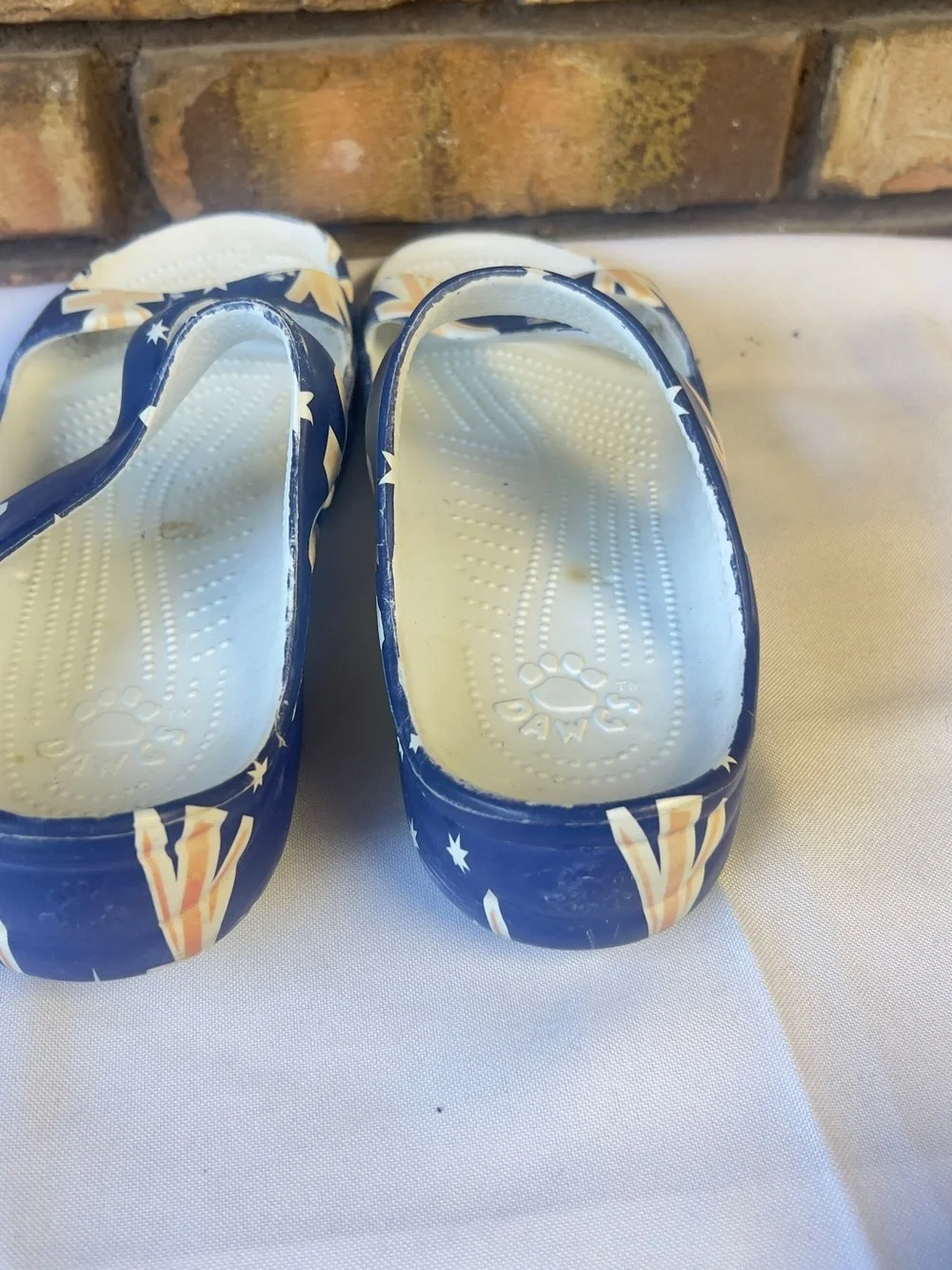 Dawgs Navy Blue and White Kids Slip-On Sandals with Star & Flag Prints